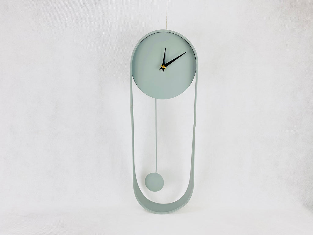 Reloj gris p/ pared minimalista