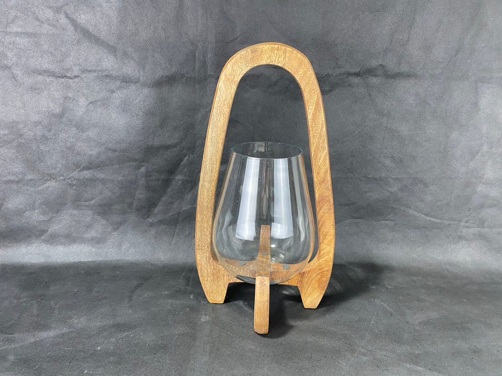 Candelabro con base de madera