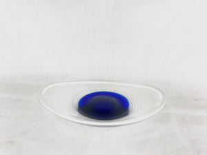 Platon transparente con azul