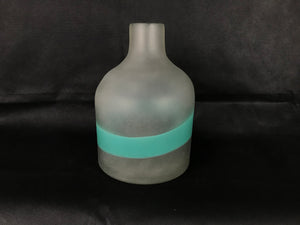 Botella con línea azul