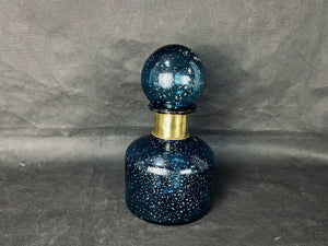Botella alta gde. azul con detalles dorados y tapa tipo esfera